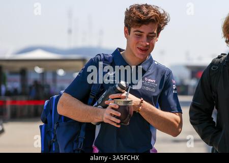 FRANCO COLAPINTO (ARG) del Team Alpine F1 nel paddock durante la FORMULA 1 HEINEKEN CHINESE GRAND PRIX 2025 GIORNATA DI GARA sul circuito Internazionale Audi di Shanghai, Shanghai, Cina, il 23 marzo 2025 credito: /Every Second Media Foto Stock