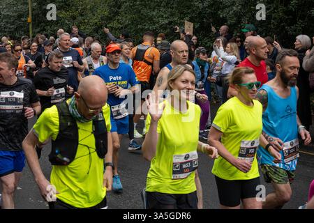 Brentwood Essex 23 marzo 2025 mezza maratona di beneficenza Brentwood, Brentwood Essex UK crediti: Ian Davidson/Alamy Live News Foto Stock