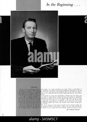 L'annuario Tradewind del 1963 evidenzia varie attività studentesche e club dell'anno scolastico 1962-1963, concentrandosi sui contributi degli studenti afroamericani agli accademici, all'atletica e alla comunità scolastica, sottolineando la loro influenza culturale. Foto Stock
