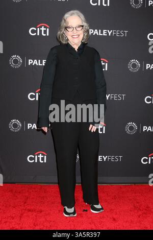 23 marzo 2025 circa. LOS ANGELES - 23 Mar: Kathy Bates al PaleyFEST 2025 - Matlock al Dolby Theater il 23 marzo 2025 a Los Angeles, CA, in presenza di MATLOCK al PaleyFest LA, Dolby Theatre, Los Angeles, CA, 23 marzo, 2025. crediti: Priscilla Grant/Everett Collection/Alamy Live News Foto Stock