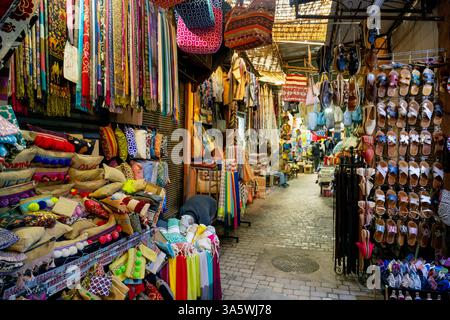 Afrika, Marokko, Marrakesch, im Souk Foto Stock