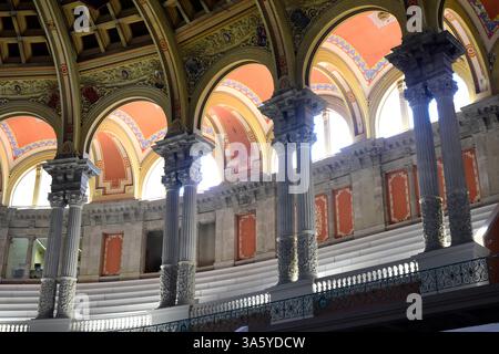 MNAC (Museu Nacional d'Art de Catalunya). Cupola. Barcellona, Catalogna, Spagna. Foto Stock