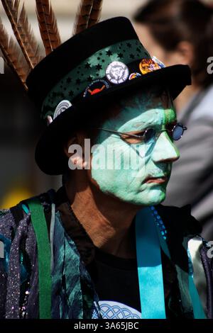 SIDMOUTH, DEVON, Regno Unito - 6 AGOSTO 2023 Sidmouth Folk Festival Dartmoor Border Morris Foto Stock