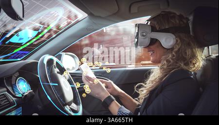 Immagine di icone emoji sopra una donna che indossa il visore vr in un'auto a guida autonoma Foto Stock