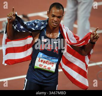 21 agosto 2008 - Bryan Clay degli Stati Uniti celebra la vittoria del decathlon venerdì 22 agosto 2008 ai Giochi della XXIX Olimpiade di Pechino, Cina. (Joe Rimkus Jr./Miami Herald/MCT) (immagine di credito: © Joe Rimkus/MCT/ZUMAPRESS.com) Foto Stock