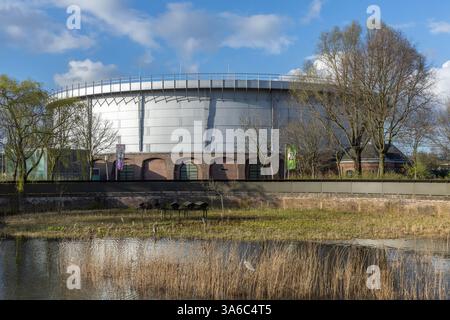 Amsterdam, Paesi Bassi. 23 marzo 2024. De Gashouder è il luogo ideale per fiere speciali, grandi presentazioni, feste e spettacoli dal vivo. Westerga Foto Stock