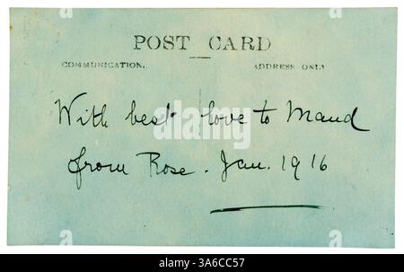 Retro della cartolina blu originale dell'era della prima Guerra Mondiale con un'affascinante nota scritta a mano, nomi vecchi, "miglior amore per Maud da Rose", gennaio 1916 Foto Stock