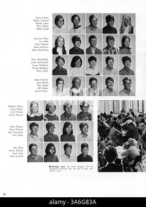 L'annuario Viking del 1969 della Golden Valley High mette in evidenza il corpo studentesco, i club, le squadre di atletica e i principali eventi scolastici dell'anno accademico 1968-1969. Foto Stock