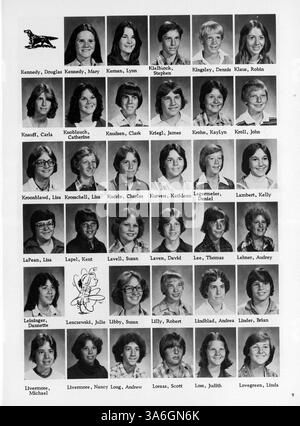 Questo annuario della Hubert Olson Junior High School mette in evidenza gli aspetti accademici, atletici ed extracurriculari dell'anno scolastico 1977-1978. Foto Stock