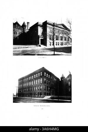 Questo annuario South High del 1915 fornisce una panoramica dettagliata della vita studentesca, della facoltà, dei club, dell'atletica leggera e degli eventi significativi durante l'anno scolastico 1914-1915. Sottolinea anche il contributo degli studenti afroamericani alla comunità scolastica e alla cultura. Foto Stock