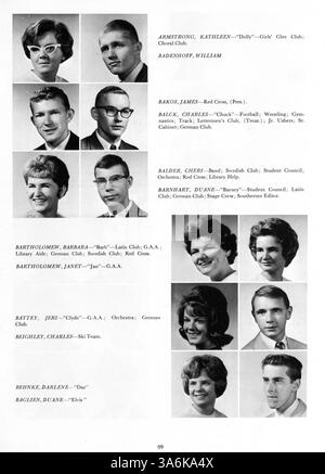 L'annuario South High 'Tiger' del 1964 registra il corpo studentesco, gli insegnanti, i club, l'atletica leggera e i principali eventi dell'anno scolastico 1963-1964, mettendo in evidenza la storia afroamericana e il suo ruolo nella cultura scolastica. Foto Stock