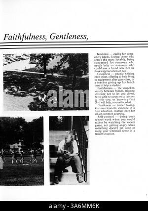 L'annuario di Antler del 1980 della Minnehaha Academy mette in evidenza gli eventi accademici e extracurriculari dell'anno scolastico 1979-1980. Alcune pagine (55, 56, 59-62) sono mancanti. Foto Stock