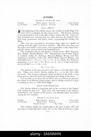 L'annuario "Tiger 1916" della South High School cattura l'anno accademico 1915-1916, documentando eventi scolastici chiave, ritratti di studenti e insegnanti e attività extracurriculari. Riflette il contributo degli studenti afroamericani nel plasmare la cultura scolastica. Foto Stock