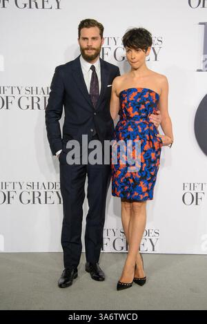 12 feb. 2015 - Londra, Inghilterra - Jamie Dornan e Amelia Warner in arrivo alle Fifty Shades of Grey prima cinematografica britannica all'Odeon Leicester Square il 12 febbraio 2015 a Londra (Credit Image: © Famous/Ace Pictures/ZUMA Wire) Foto Stock
