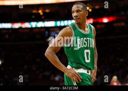 16 ottobre 2014: La guardia dei Boston Celtics Avery Bradley (0) guarda indietro durante la gara di pre-stagione NBA tra i Boston Celtics e i Philadelphia 76ers al Wells Fargo Center di Philadelphia, Pennsylvania. (Christopher Szagola/Cal Sport Media)(immagine di credito: © Chris Szagola/Cal Sport Media/ZUMAPRESS.com) Foto Stock