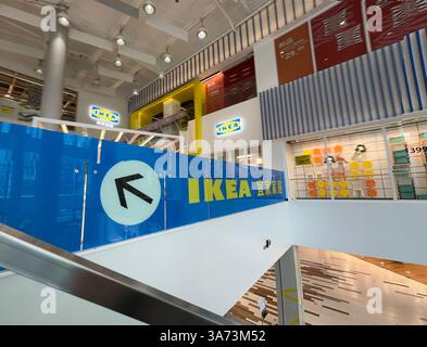 Nanning, Cina - 4 novembre 2023. Negozio IKEA. IKEA è una multinazionale del mobile. Foto Stock