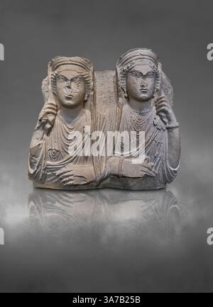 Busto ritratto in rilievo in pietra calcarea romana di due donne di un cimitero romano di Palmyrene, 50-270 d.C., nella storica Palmyra, Siria. British Museum di Londra. Foto Stock