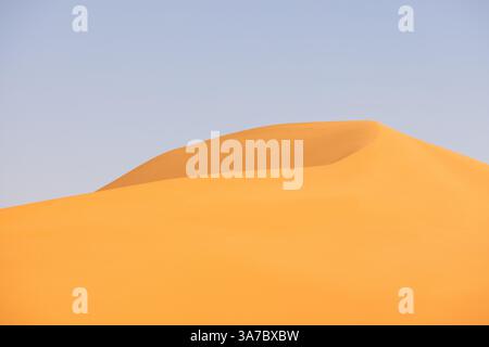 Dune rosse nel deserto saudita Foto Stock