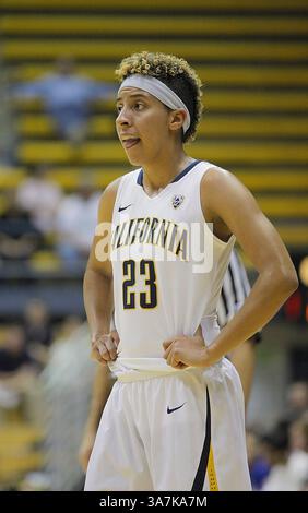 21 dicembre 2012 - Berkeley, CA, usa - 21 dicembre 2012 durante la partita di pallacanestro femminile NCAA tra University of Kansas Jayhawk vs California Golden Bears23 G Layshan Clarendon, presso l'Hass Pavilion Berkeley California(Credit Image: © Thurman James/Cal Sport Media/ZUMAPRESS.com) Foto Stock