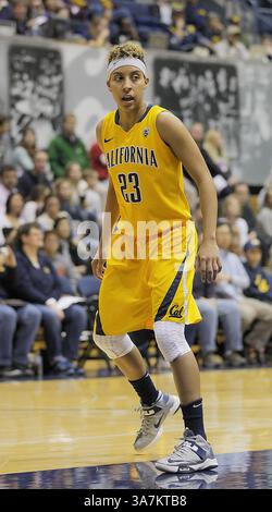 28 dicembre 2012 - Berkeley, CA, USA - 28 2012 dicembre durante la partita di pallacanestro femminile NCAA tra George Washington Colonials vs California Golden Bears, 23 G Layshia Clarendon all'Hass Pavilion Berkeley California (immagine di credito: © Thurman James/Cal Sport Media/ZUMAPRESS.com) Foto Stock