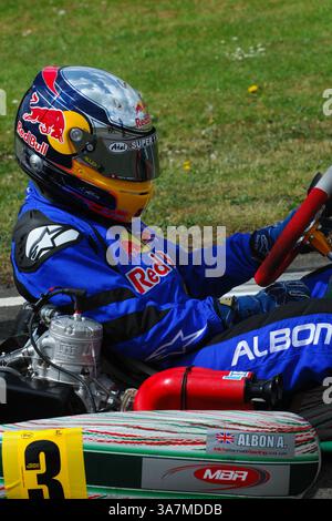 Alexander Albon è un pilota thailandese e britannico, che gareggia (2025) sotto la bandiera thailandese in Formula 1 per la Williams. Foto Stock