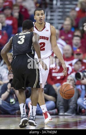 3 marzo 2013 - Madison, Wisconsin, U. S - i Wisconsin Badgers guardano TRAEVON JACKSON, visto qui durante una partita di basket della NCAA contro i Purdue Boilermakers al Kohl Center. (Immagine di credito: © TriplePlayNewMedia/ZUMAPRESS.com) Foto Stock