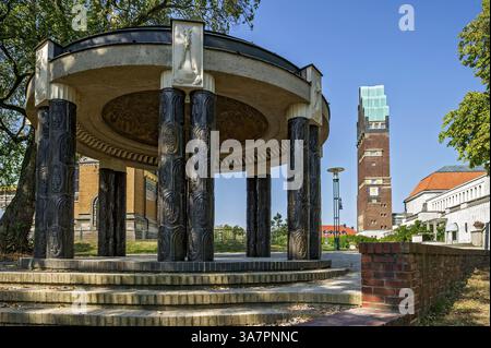Tempio dei cigni di Albin Mueller, Torre, Torre dei matrimoni di Joseph Maria Olbrich, Art Nouveau, sito patrimonio dell'umanità dell'UNESCO, colonia di artisti Mathildenhoehe, D. Foto Stock