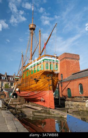 La replica Matthew è in manutenzione al porto di Bristol nel Regno Unito Foto Stock
