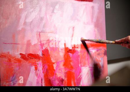 pennello ha dipinto un'immagine di colore rosa Foto Stock