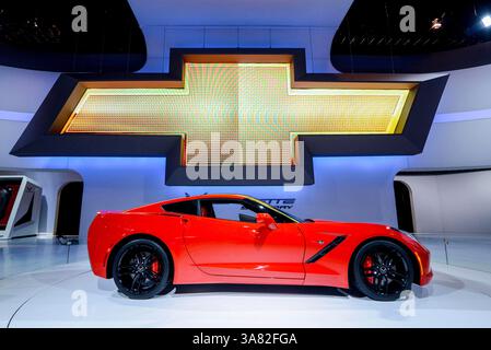 07 febbraio 2013 - Chicago, Illinois, Stati Uniti - la Chevrolet Corvette Stingray 2014 in mostra al Chicago Auto Show 2013 al McCormick Place Convention Center. (Immagine di credito: © Robin Alam/ZUMAPRESS.com) Foto Stock