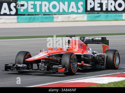 22 marzo 2013 - Sepang, Malesia - Jules Bianchi, pilota francese della Marussia F1 Team che guida la sua vettura durante la prima sessione di prove di Formula 1 del Gran Premio malese 2013 sul circuito Internazionale di Sepang. (Immagine di credito: © Robertus Pudyanto/ZUMAPRESS.com) Foto Stock