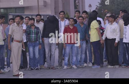 NUOVA DELHI, INDIA - 16 MAGGIO: S Sreesanth, Ankeet Chavan, Ajit Chandila e 11 librerie sono state prodotte presso la residenza del magistrato capo a nuova Delhi il 17 maggio 2013. (Immagine di credito: © India Today/ZUMAPRESS.com) Foto Stock