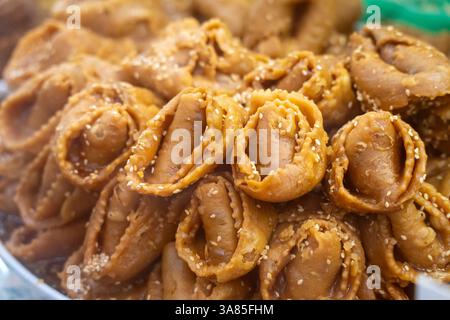 Chebakia marocchina, pasticceria tipica, Barcellona, ​​Catalonia, Spagna Foto Stock