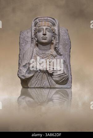 Monumento in pietra calcarea romana, busto ritratto di una donna proveniente da un cimitero romano di Palmyrene, 50-270 d.C., nella storica Palmyra, Siria. British Museum di Londra. Foto Stock