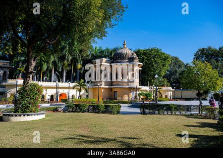 Jag Mandir Palace sul Lago di Pichola, Udaipur, Rajasthan, India Foto Stock