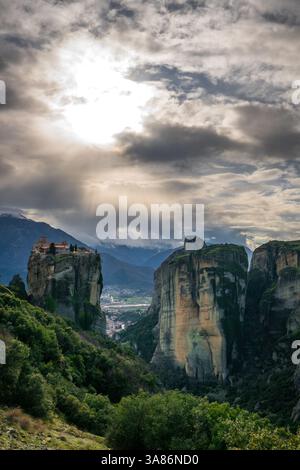 Meteora, antico monastero della Santissima Trinità, UNESCO, Kalabaka, Grecia Foto Stock