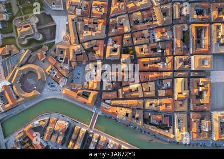 Veduta aerea della città italiana Senigallia Foto Stock