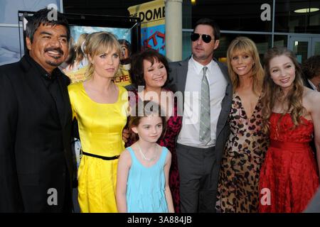 7 agosto 2008 - Hollywood, CA, Stati Uniti - 7 agosto 2008 - Hollywood, California - George Lopez, Radha Mitchell, Morgan Lily, Adriana Barraza, Luke Wilson, Cheryl Hines e Rachel Seiferth. "Henry Poole is Here" a Los Angeles Premiere all'Arclight Theatre. Credito fotografico: Byron Purvis/AdMedia Foto Stock