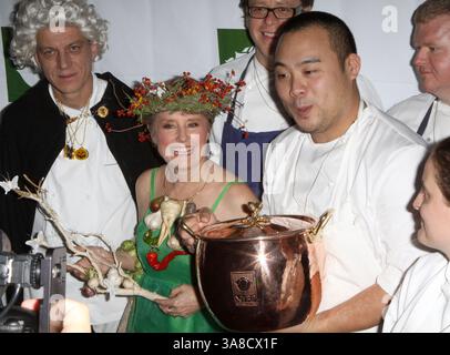 31 ottobre 2008 - New York, New York, Stati Uniti - 31 ottobre 2008 - New York, NY - Alice Waters. 13th Annual Bette Midler's New York Restoration Project's Hulaween Gala tenutosi al Waldorf-Astoria. Foto: Paul Zimmerman/AdMedia Foto Stock