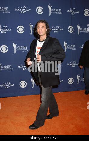17 maggio 2005 - Las Vegas Las Vegas, Nevada, Stati Uniti - 17 maggio 2005 - Las Vegas, Nevada - . Il 40° Annual Academy of Country Music Awards (ACM) si tiene al Mandalay Bay Resort & Casino. Foto: Laura Farr/AdMedia.17 maggio 2005 - Las Vegas, Nevada - Joe Nichols. Il 40° Annual Academy of Country Music Awards (ACM) si tiene al Mandalay Bay Resort & Casino. Foto: Laura Farr/AdMedia Foto Stock