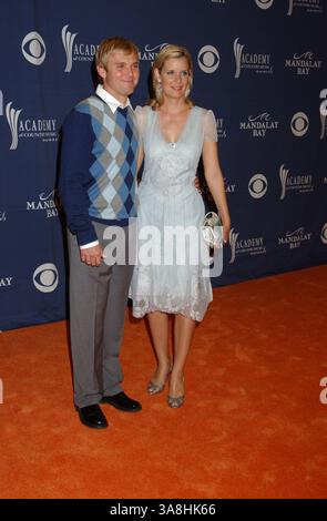 17 maggio 2005 - Las Vegas Las Vegas, Nevada, Stati Uniti - 17 maggio 2005 - Las Vegas, Nevada - . Il 40° Annual Academy of Country Music Awards (ACM) si tiene al Mandalay Bay Resort & Casino. Foto: Laura Farr/AdMedia.17 maggio 2005 - Las Vegas, Nevada - Rick Schroder. Il 40° Annual Academy of Country Music Awards (ACM) si tiene al Mandalay Bay Resort & Casino. Foto: Laura Farr/AdMedia Foto Stock