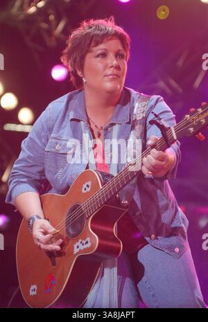 9 giugno 2005 - Nashville, Tennessee, Stati Uniti - 9 giugno 2005 - Nashville, Tennessee - Sugarland. 2005 CMA Music Festival tenutosi al Coliseum. Foto: Laura Farr/AdMedia Foto Stock