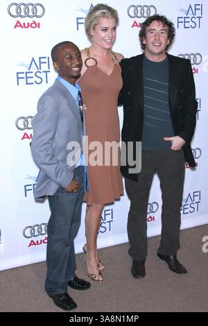 13 novembre 2006 - Hollywood, California, Stati Uniti - 10 novembre 2006 - Hollywood, California - Rebecca Romijn, Steve Coogan e Artel Kayaru. L'AFI Fest 2006 di Audi presenta la premiere ''Lies & alibis'' - arrivi che si tengono all'ArcLight. Credito fotografico: Zach Lipp/AdMedia Foto Stock