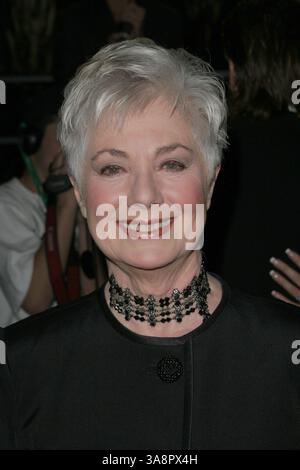 28 febbraio 2005 - Beverly Hills, California, Stati Uniti - 27 febbraio 2005 - Beverly Hills, California - Shirley Jones. La quindicesima notte annuale di 100 stelle Oscar Gala si tiene al Beverly Hills Hotel. Credito fotografico: Zach Lipp/AdMedia Foto Stock