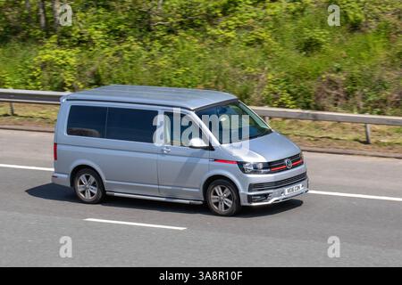 VW Volkswagen Transporter T28 H-Ln TDI argento 2016 Foto Stock