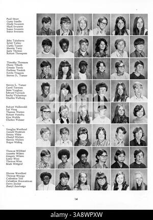 Questo annuale da Folwell Jr. La High School mette in evidenza eventi importanti e persone dell'anno scolastico 1971-1972, sottolineando la storia afroamericana e il significato culturale del tempo. Foto Stock