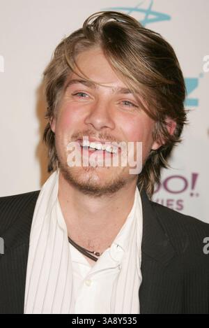 24 ottobre 2006 - Beverly Hills, California, Stati Uniti - 23 ottobre 2006, Beverly Hills, California - Taylor Hanson di "Hanson". La decima cerimonia di gala annuale degli Hollywood Awards dell'Hollywood Film Festival si tiene al Beverly Hilton Hotel. Credito fotografico: Russ Elliot/AdMedia. (Immagine di credito: © Russ Elliot/AdMedia via cavo ZUMA) Foto Stock