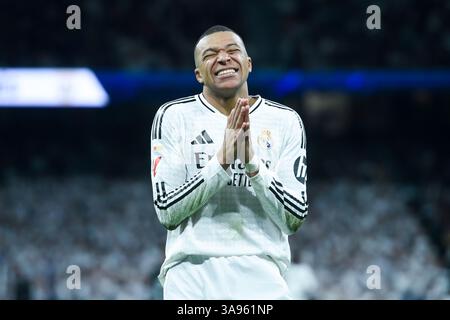 Madrid, Spagna. 29 marzo 2025. Kylian Mbappe del Real Madrid reagisce durante la partita di calcio LaLiga tra Real Madrid e CD Leganes, allo stadio Santiago Bernabeu, Madrid, Spagna, 29 marzo 2025. Crediti: Gustavo Valiente/Xinhua/Alamy Live News Foto Stock