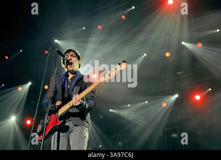 7 marzo 2009 - Londra, Stati Uniti - 06 marzo 2009 - Londra, Inghilterra - Pete Wentz di Fall Out Boy. La band alternative rock Fall Out Boy, nominata ai Grammy, si esibisce dal vivo alla O2 Arena di Greenwich. Credito fotografico: Ian Gavan/Photoshot/AdMedia. Foto Stock