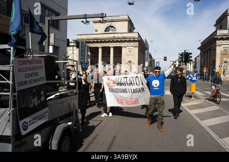 Milano, Italia. 30 marzo 2025. Manifestazione animalisti porta Venezia Milano - Italia - Cronaca domenica, 30 marzo, 2025 (foto di Marco Ottico/Lapresse) dimostrazione dei diritti degli animali di porta Venezia Milano - Italia - News domenica, 30 marzo, 2025 (foto di Marco Ottico/Lapresse) crediti: LaPresse/Alamy Live News Foto Stock